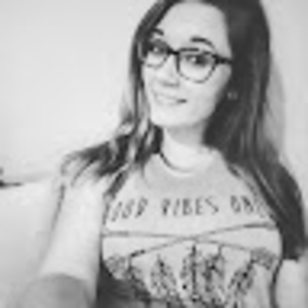 Meet your Posher, Aleia